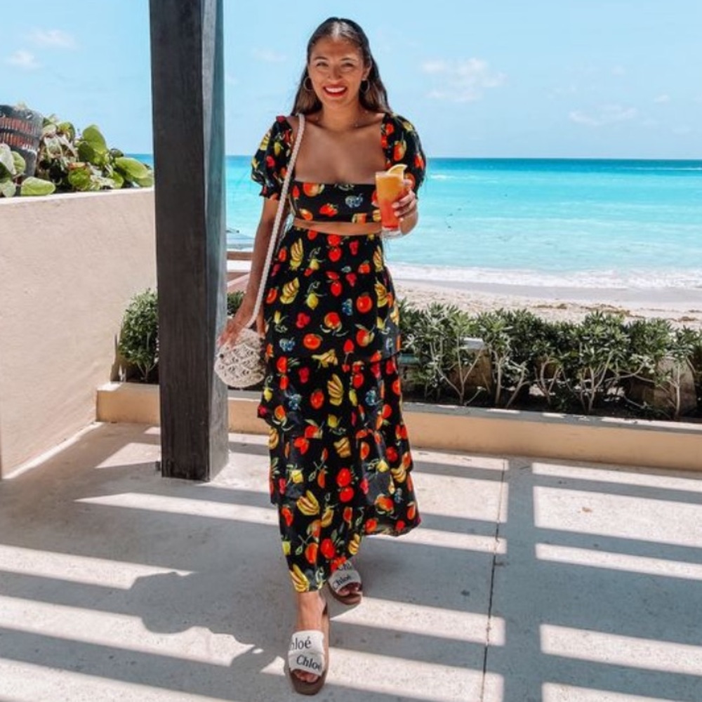 WeWoreWhat SET Fruits Paloma Skirt and Coco Top Set